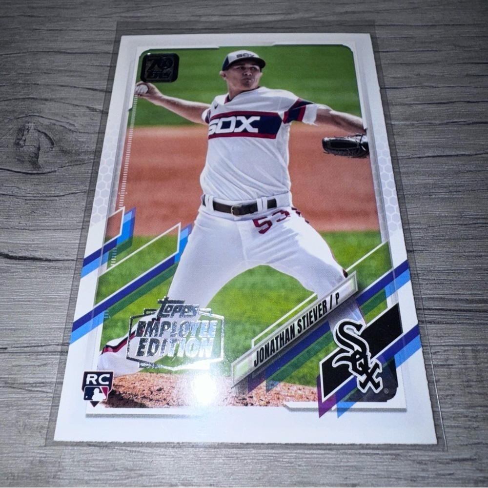 2021 Topps JONATHAN STIEVER Employee Edition Rare card #528 CHICAGO WHITE SOX - Picture 2 of 4